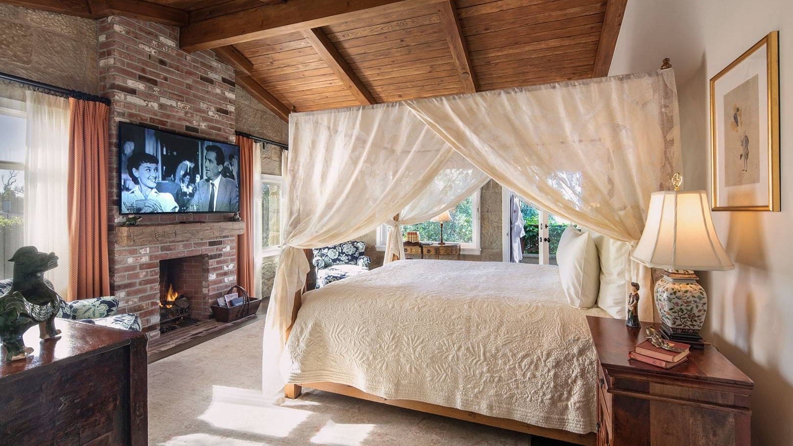 Hotels Articles - The Best Luxury Hotels in California