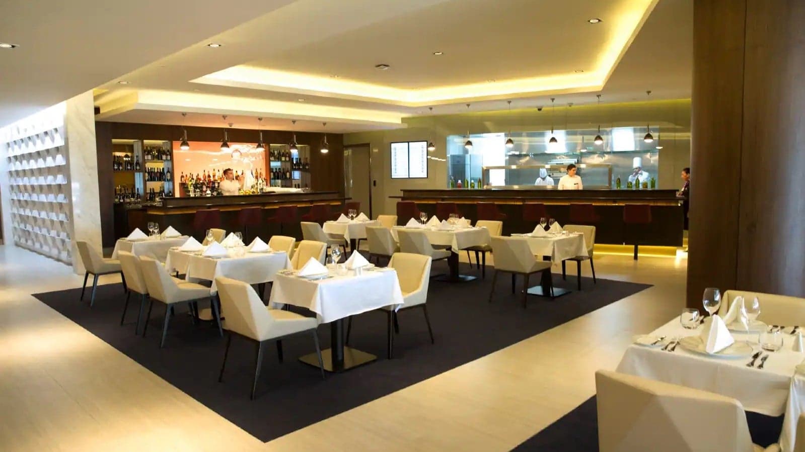 Airline review Airport experience - Etihad Airways - 2