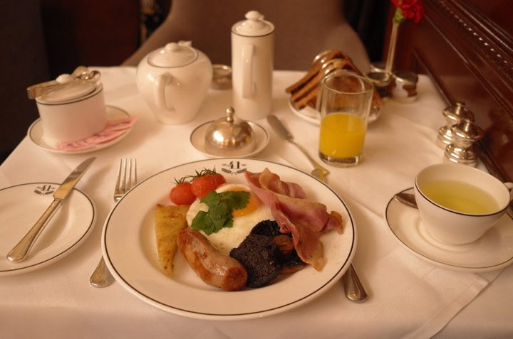 Intimate Hotel 41, is this London's best luxury hotel? - between Knightsbridge and Mayfair, sits Hotel 41, a super small hotel that Tripadvisor rates as the best of all 5-star luxury hotels in London. We were skeptical. A top hotel which the BusinessClass editorial staff had never heard of? Surely not we thought, as we have frequented almost all of London's best hotels. Curiosity took over and we decided to investigate further. - 6