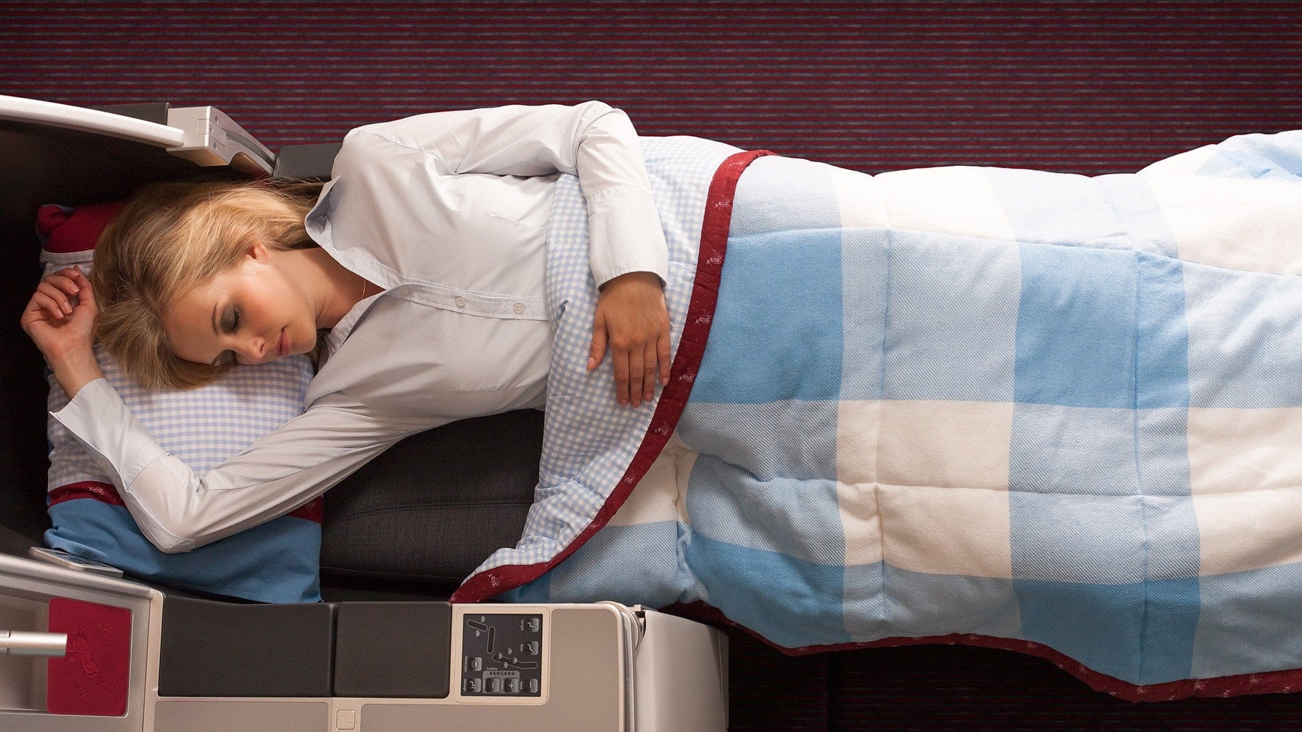 Airline review Cabin & Seat - Austrian Airlines - 0