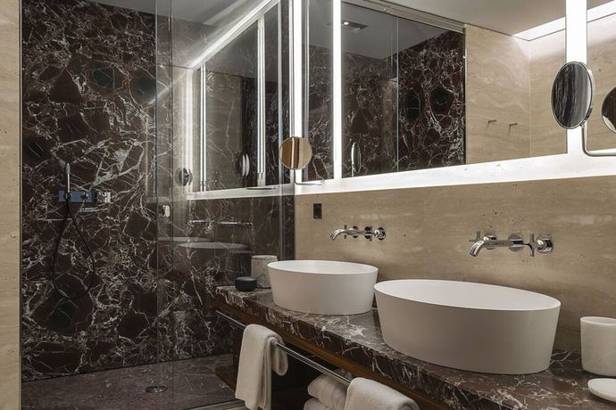 Verified hotel review - Fendi Private Suites - 11