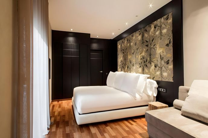 Verified hotel review - Claris Hotel GL - 43