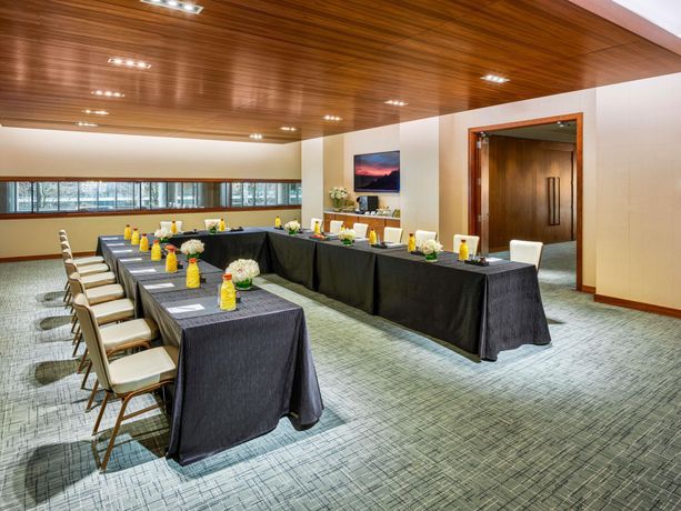 Verified hotel review - Fairmont Pacific Rim - 21