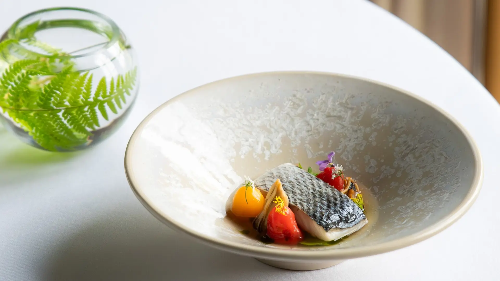 Hotel review Restaurants & Bars' - Grove of Narberth - 8