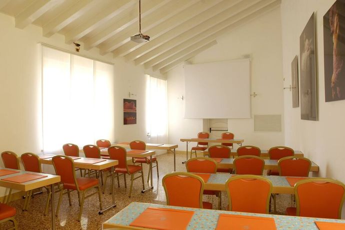 Byblos Art Hotel Villa Amistà - 2