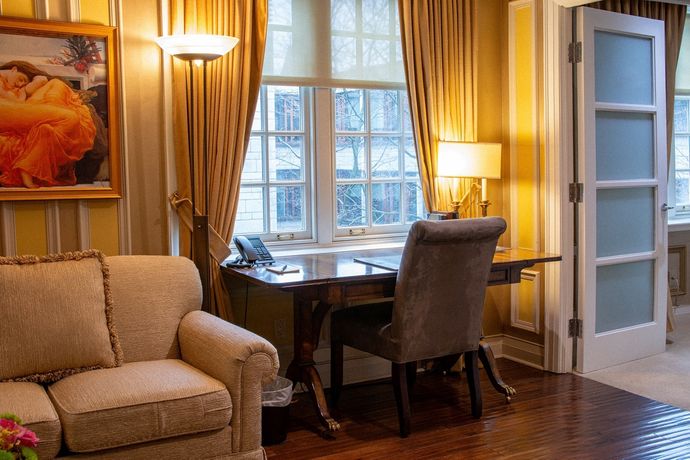 Verified hotel review - Windsor Arms Hotel - 11
