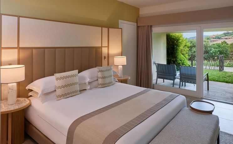 Conrad Chia Laguna Sardinia