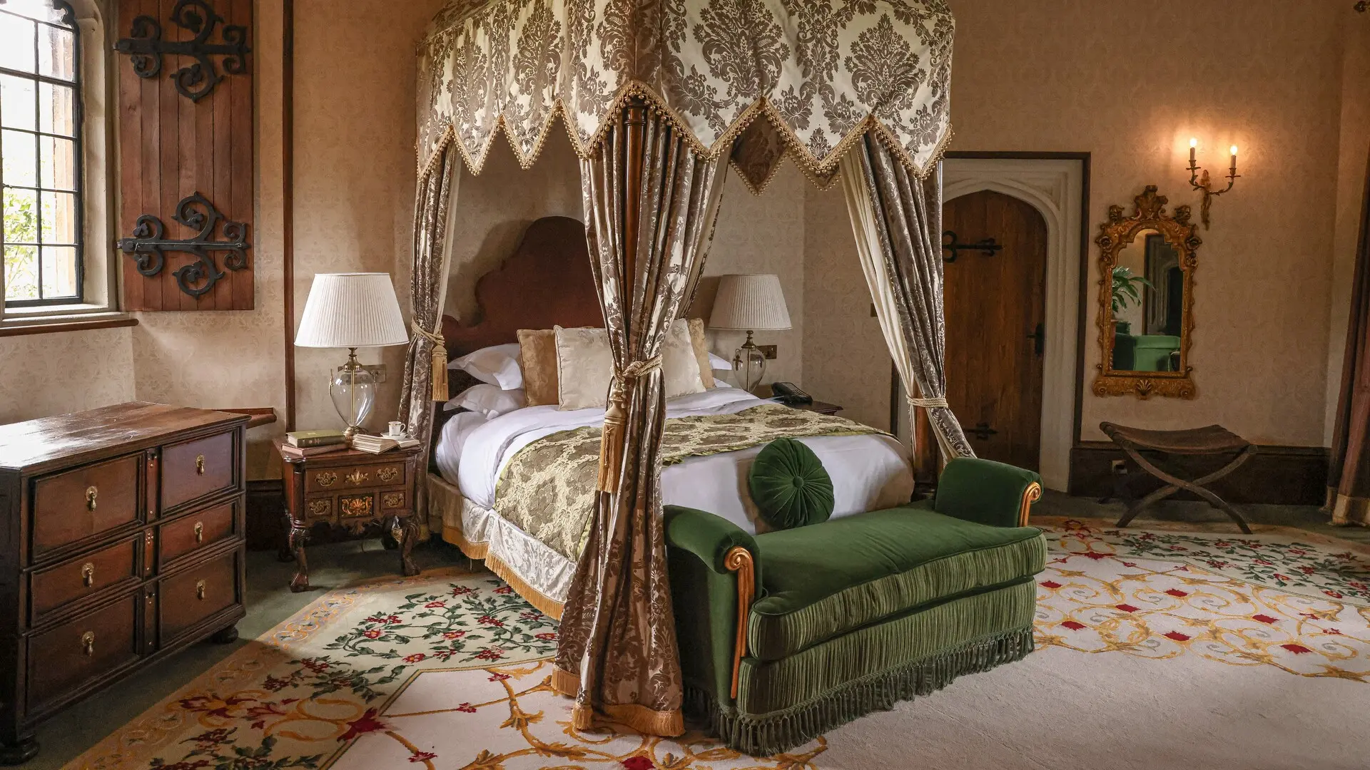 Hotel review Accommodation' - Thornbury Castle - 0