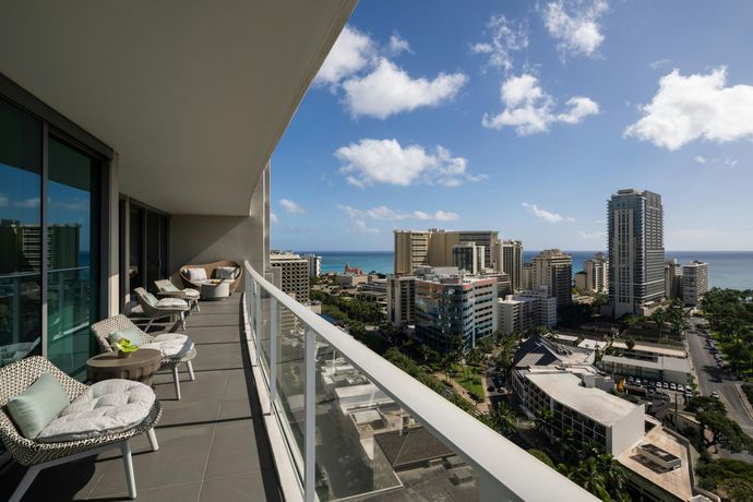 Verified hotel review - The Ritz-Carlton Residences Waikiki Beach Hotel - 34
