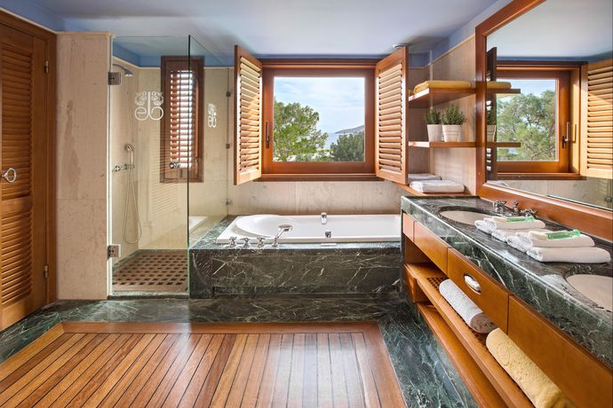 Verified hotel review - Elounda Beach Hotel & Villas a Member of the Leading Hotels of the World - 30