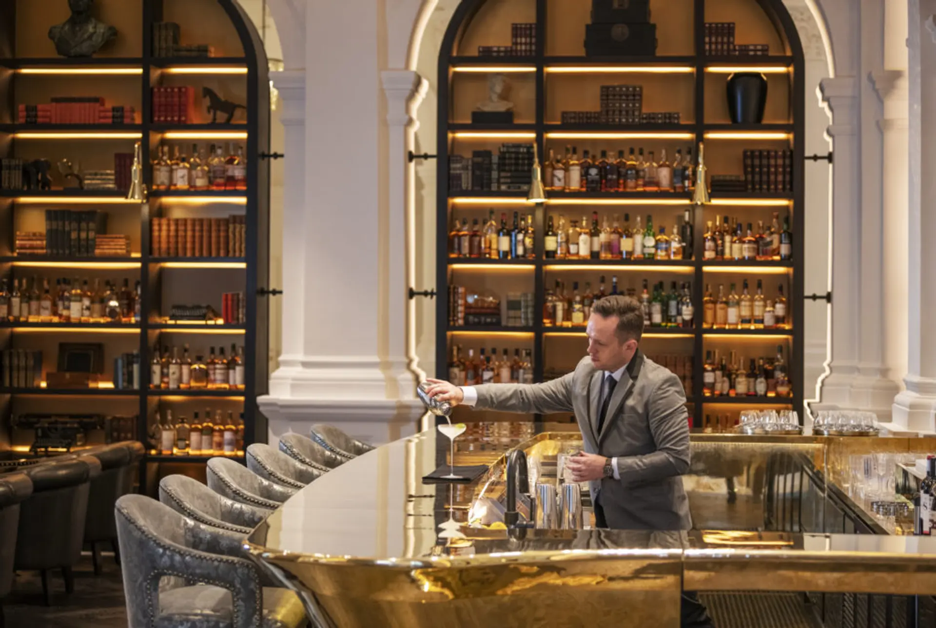 Hotel review Restaurants & Bars' - Raffles Singapore - 5