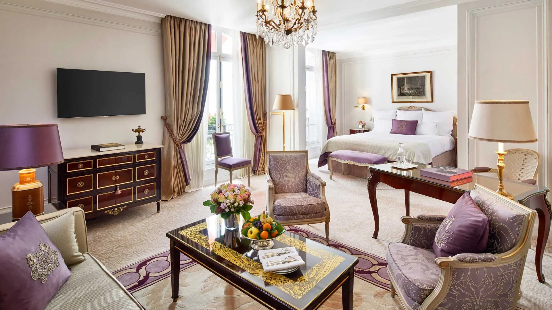 Hotel review Accommodation' - Hôtel Plaza Athénée Paris - 8