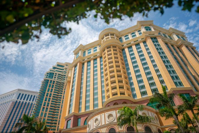 Verified hotel review - Four Seasons Hotel Macau Cotai Strip - 3