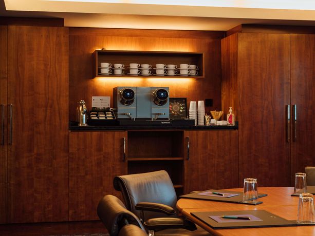 Sofitel London Heathrow - 3