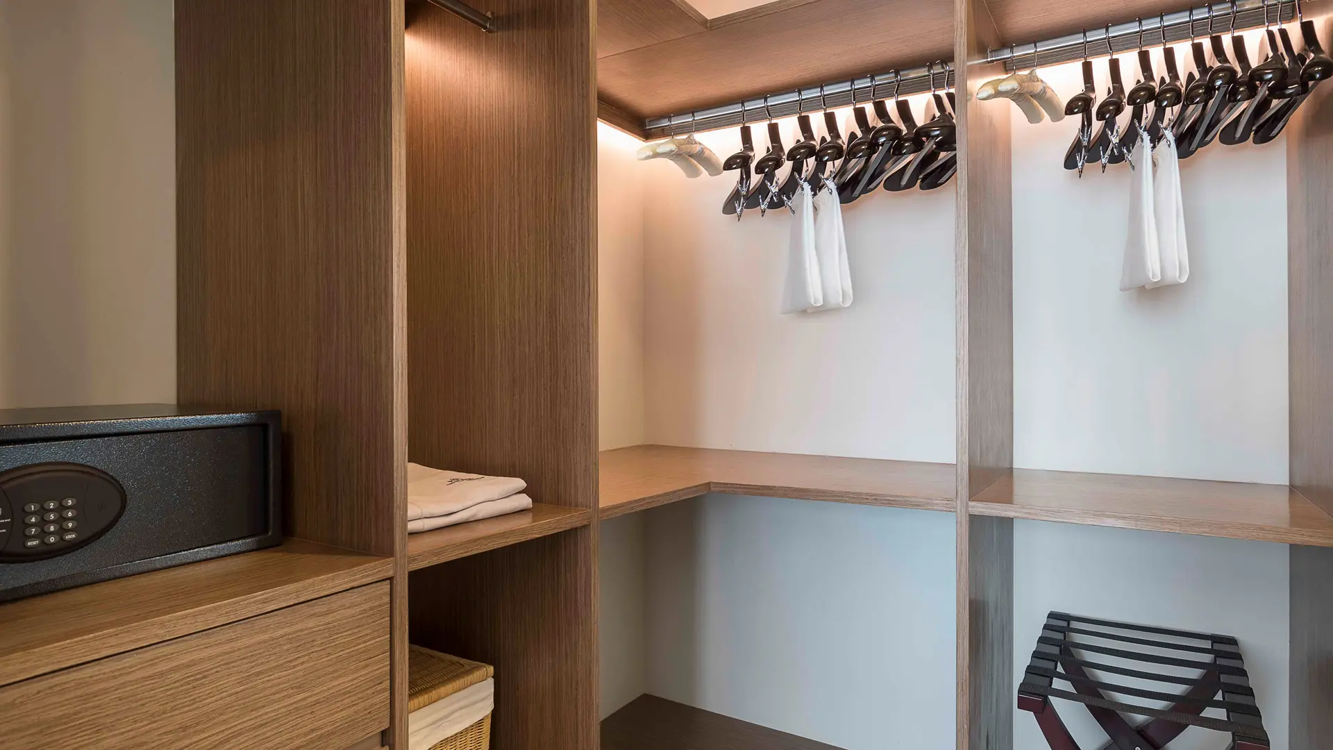 Hotel review Accommodation' - 137 Pillars Suites Bangkok - 14