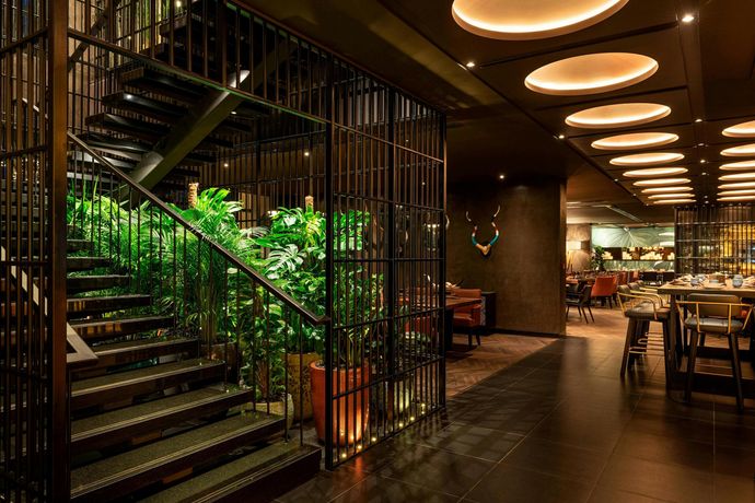 Grosvenor House Hotel and Apartments - 43