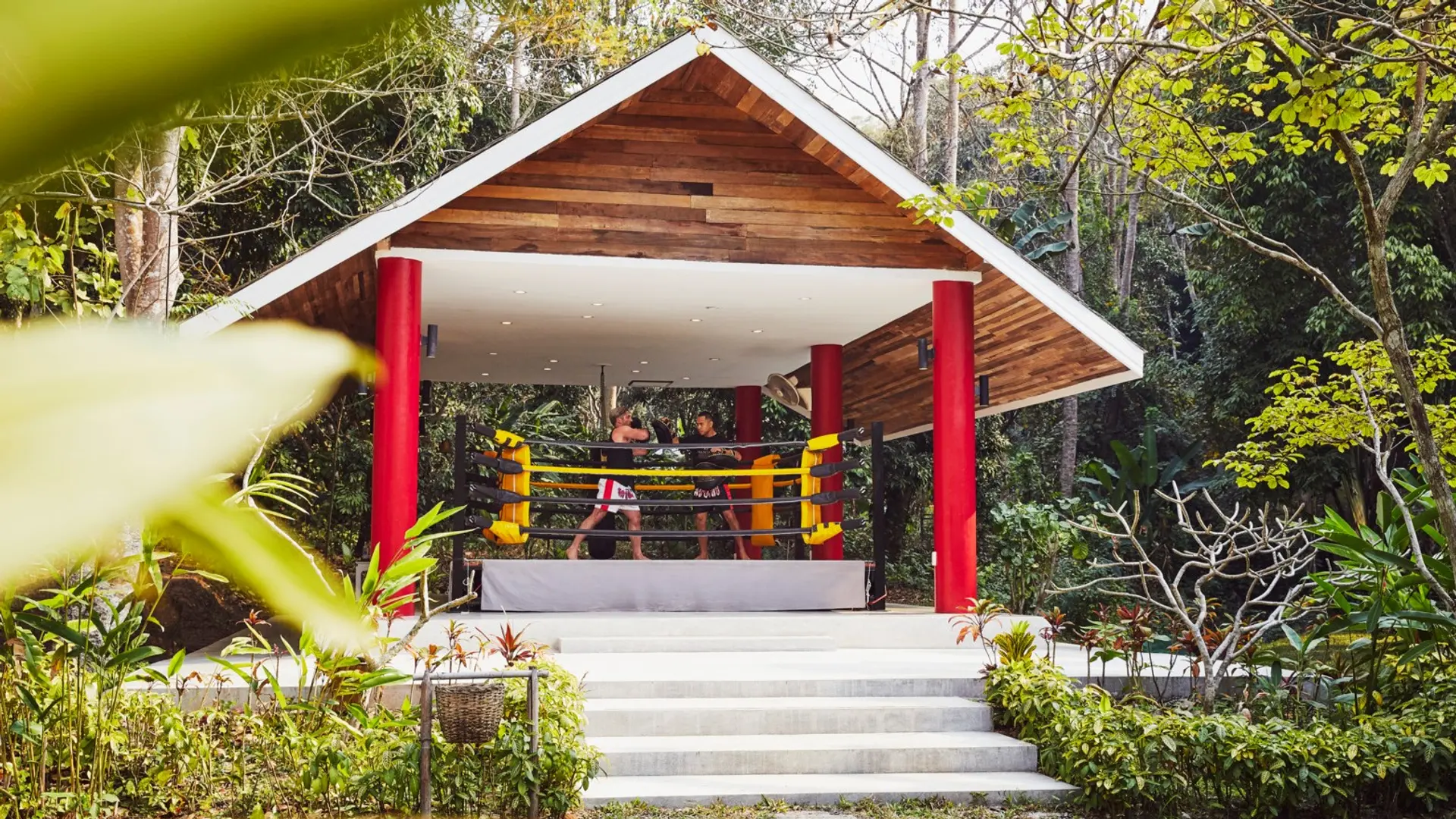 Hotel review Service & Facilities' - Anantara Golden Triangle Elephant Camp & Resort - 9