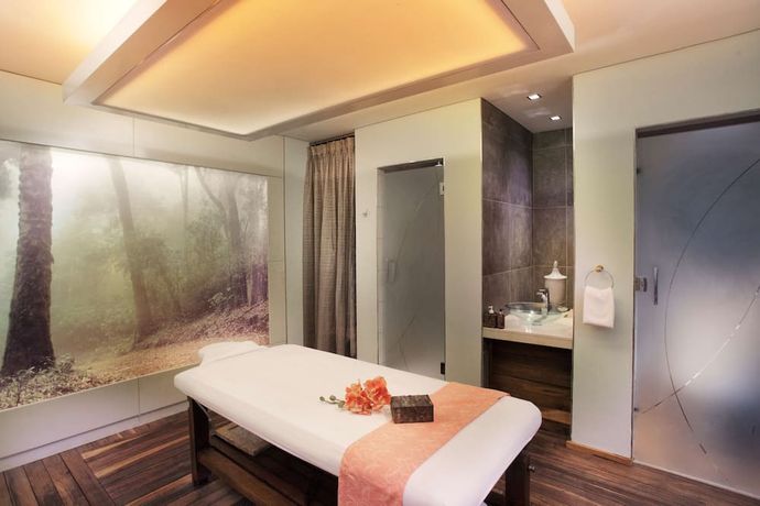 Verified hotel review - Sandton Sun - 4