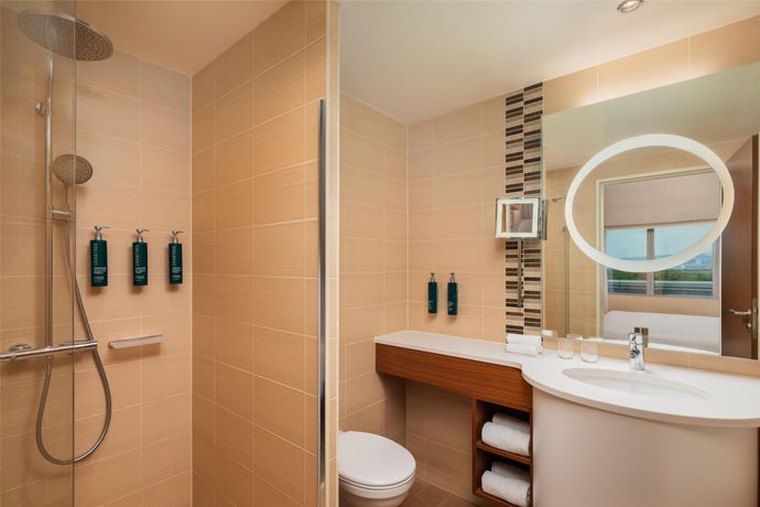 Verified hotel review - Hilton Frankfurt Airport - 26