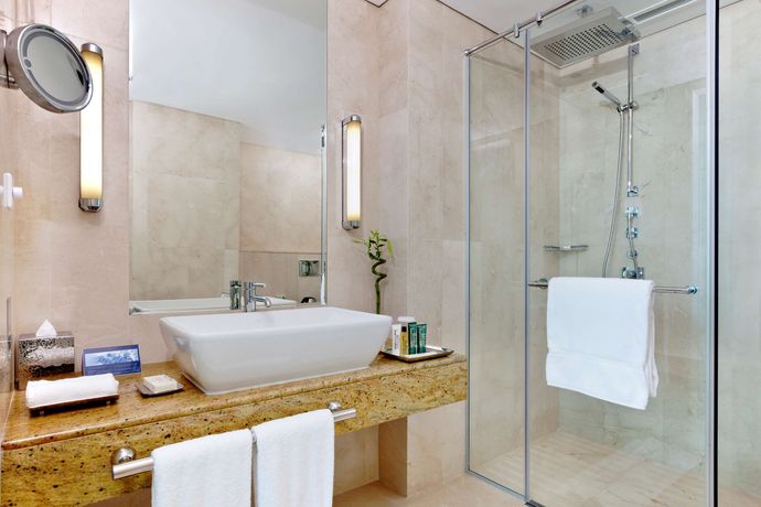 Verified hotel review - Hilton Doha - 30