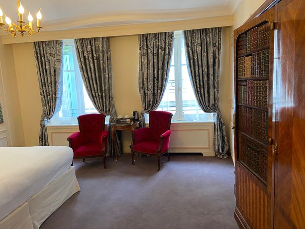 Verified hotel review - Raphael - 42