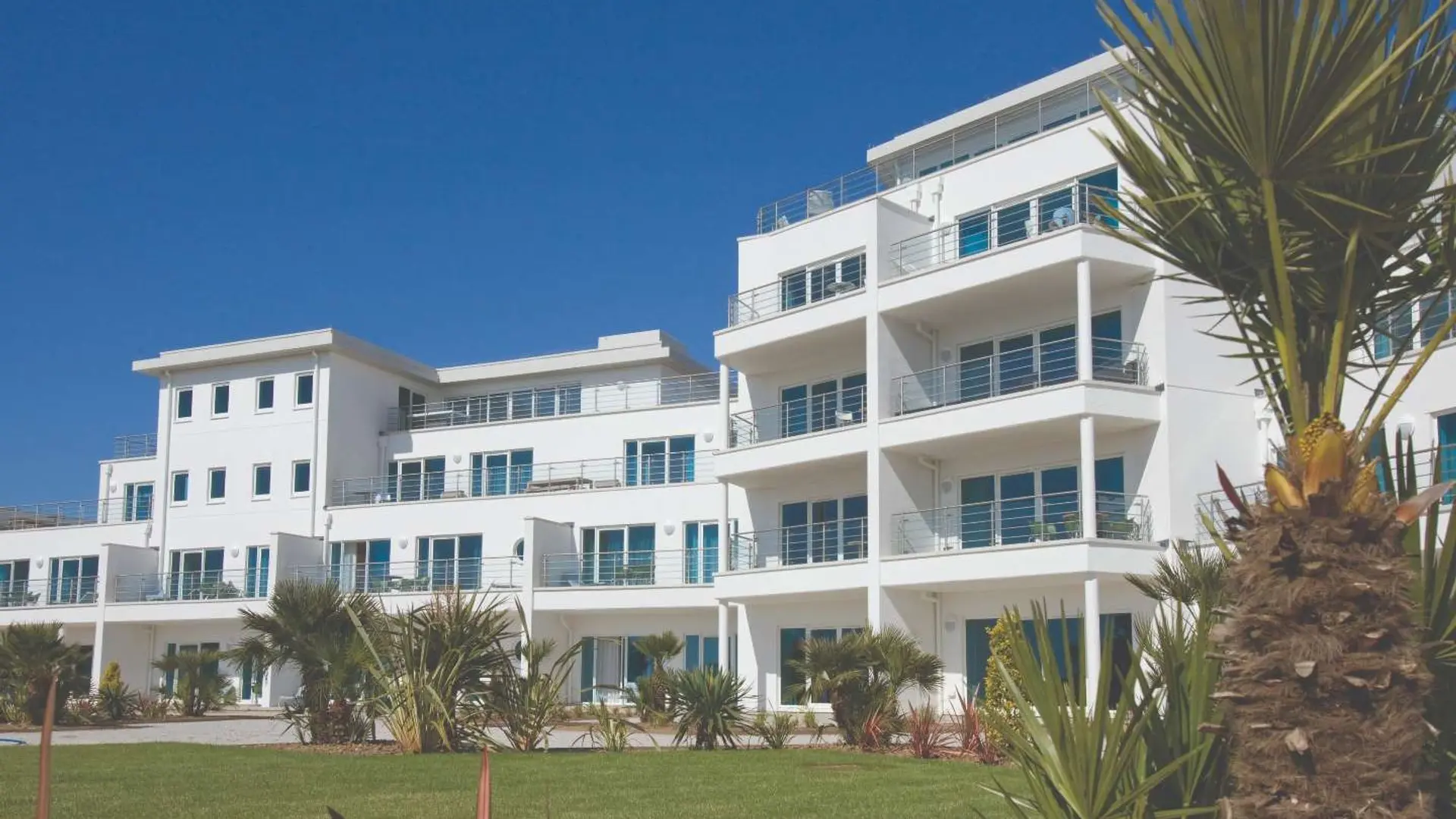 Review of St Moritz Hotel & Cowshed Spa - 7