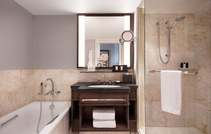 Four Seasons Hotel Sydney - 34