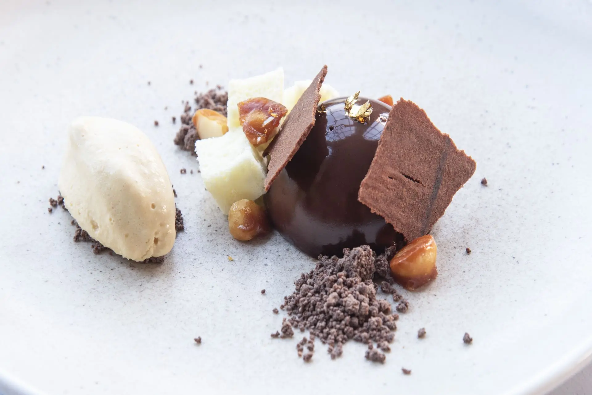 Hotel review Restaurants & Bars' - Foxhills Club & Resort - 5