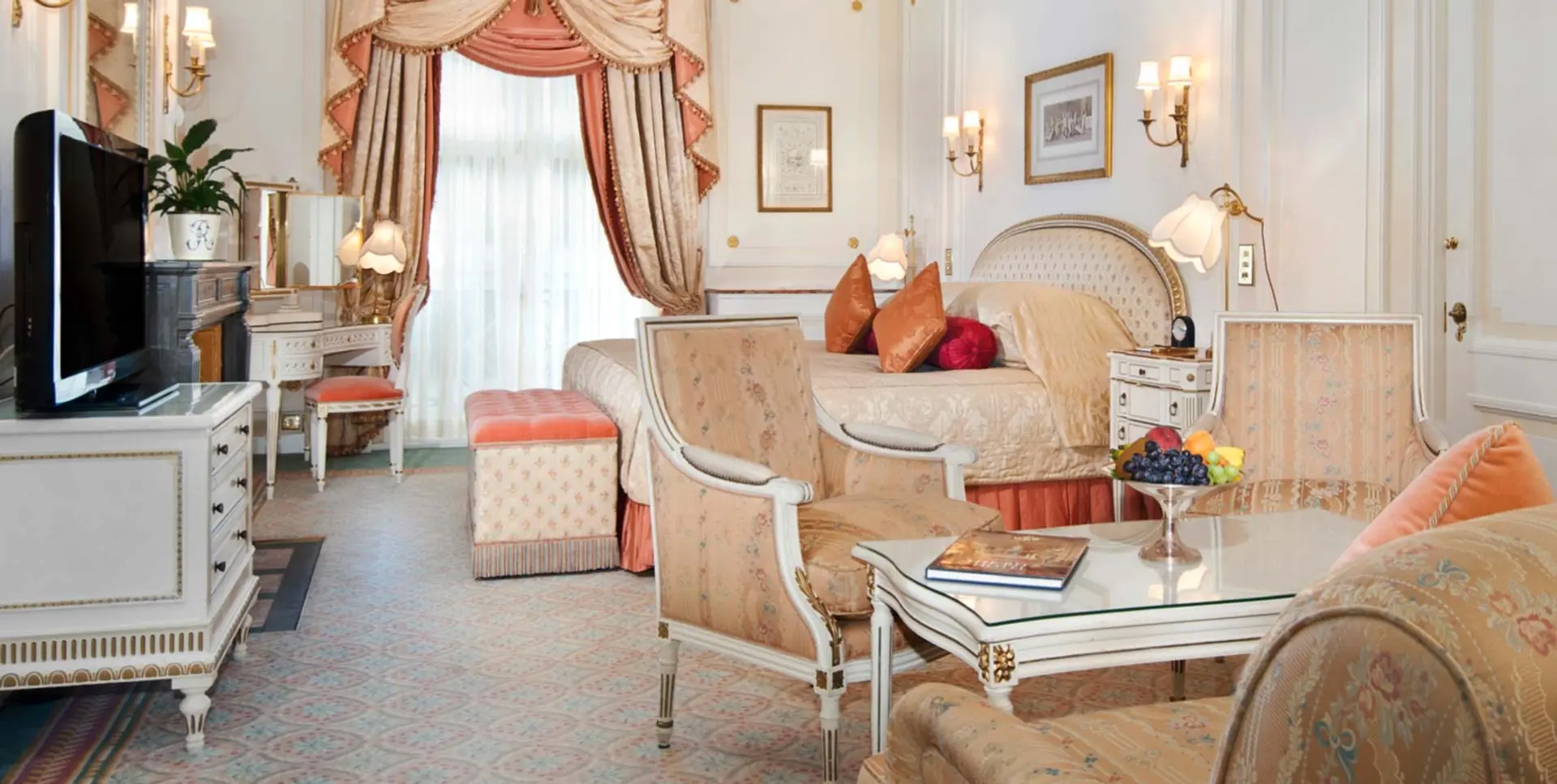 Hotel review Accommodation' - The Ritz London - 1