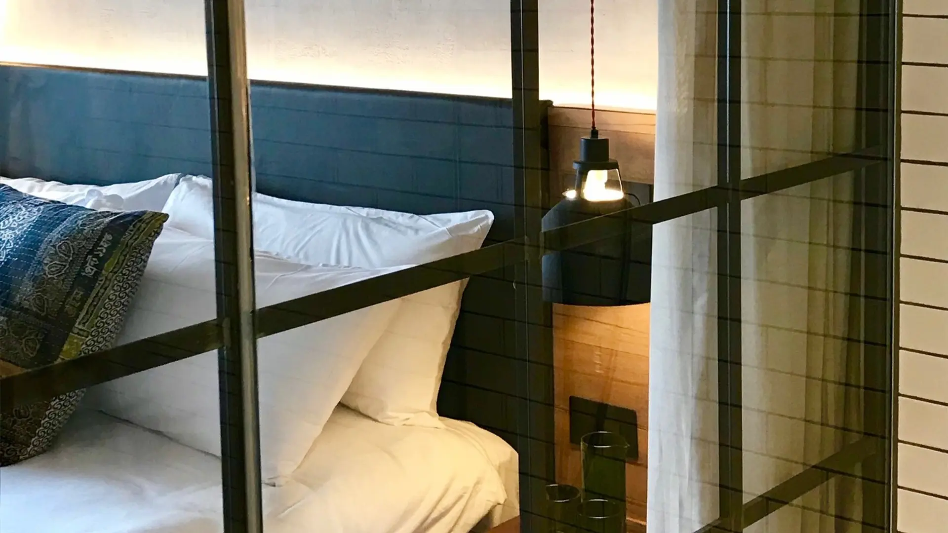 Hotel review Accommodation' - Treehouse Hotel London - 1