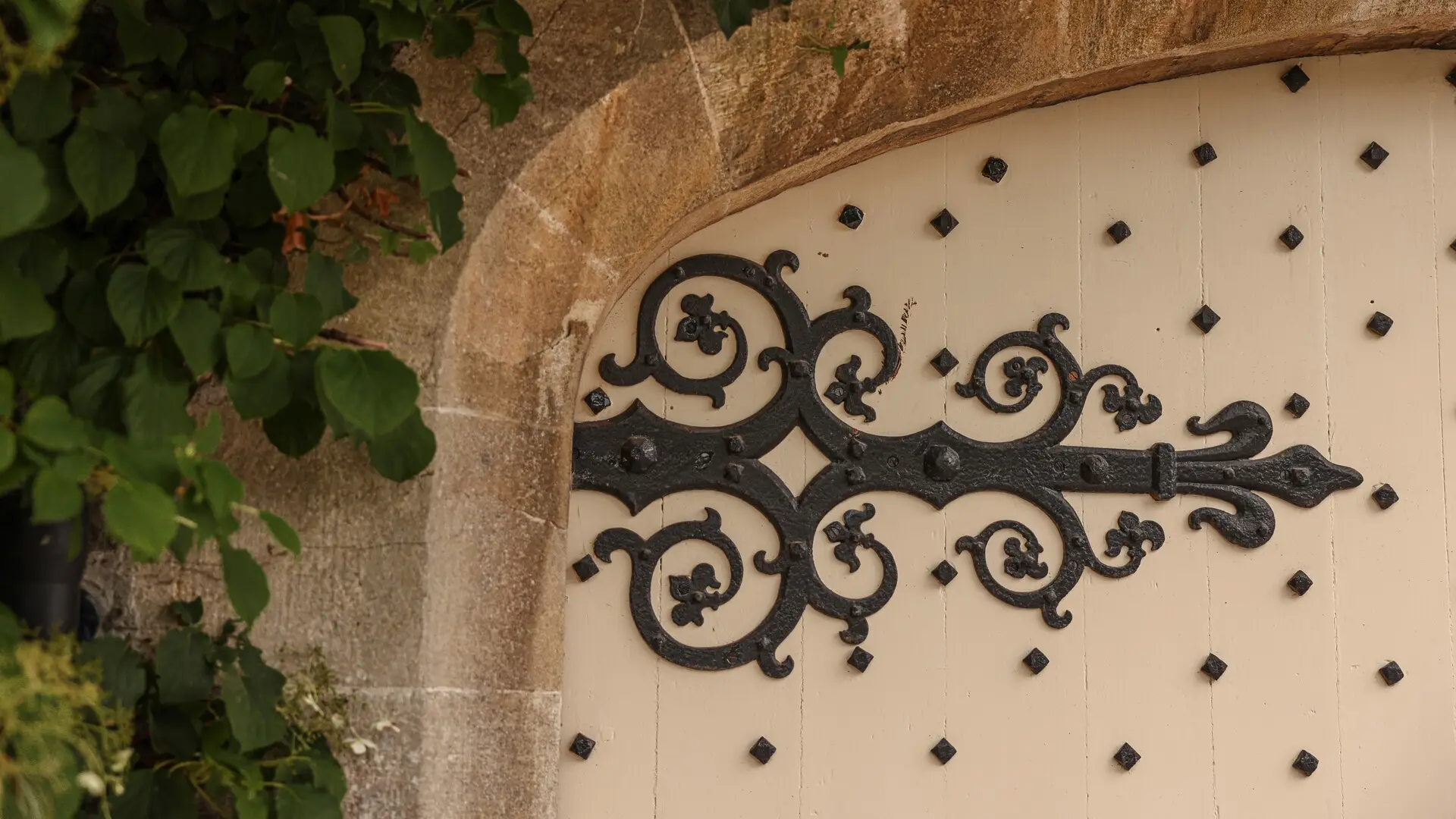 Hotel review Style' - Thornbury Castle - 3