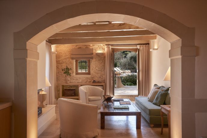 Verified hotel review - Kapsaliana Village Hotel - 1