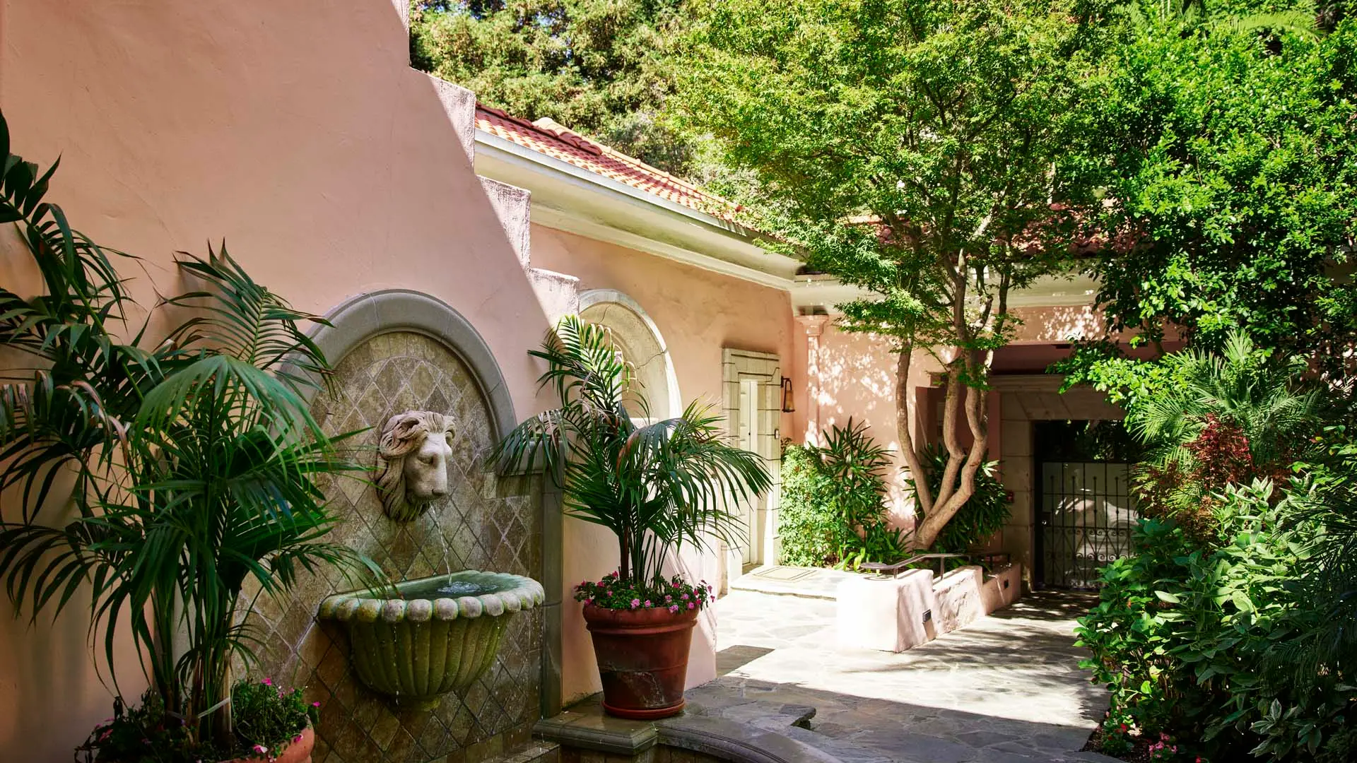 Hotel review What We Love' - Hotel Bel-Air - 1