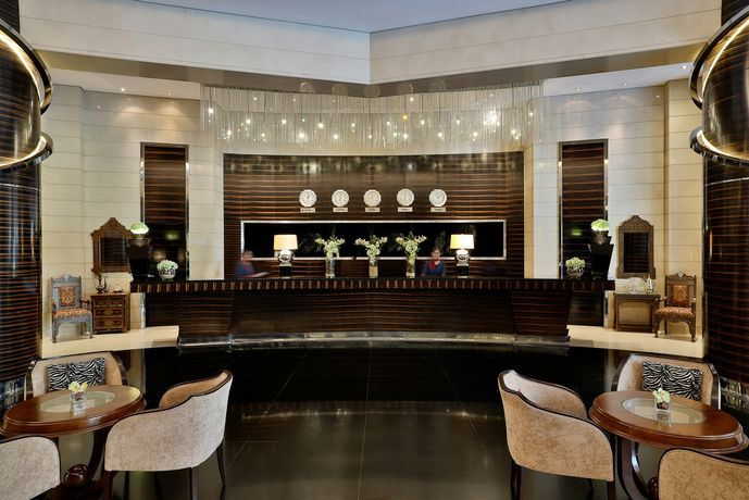 Grand Millennium Dubai - 14