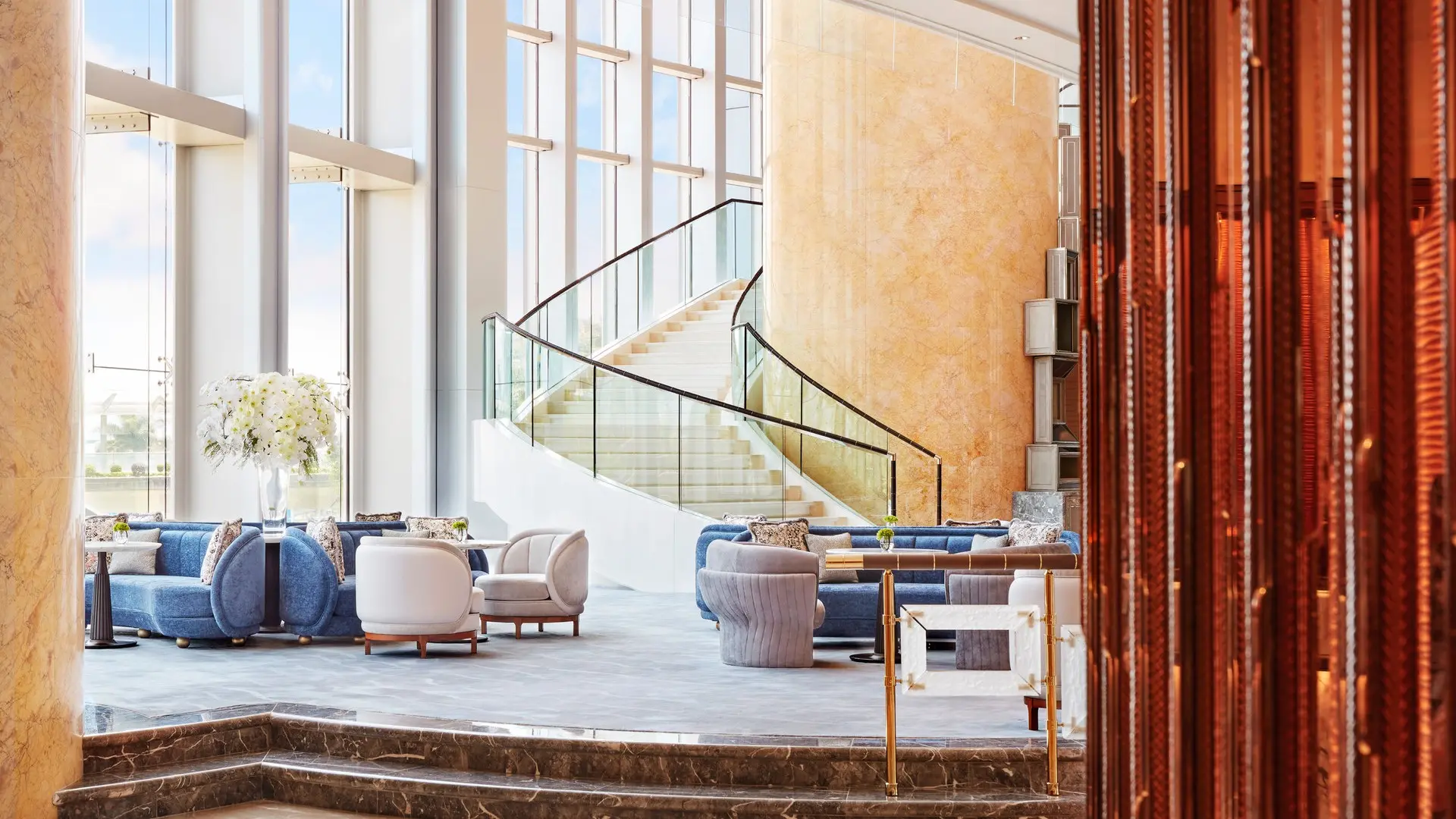 Hotel review Style' - Four Seasons Hotel Hong Kong - 0