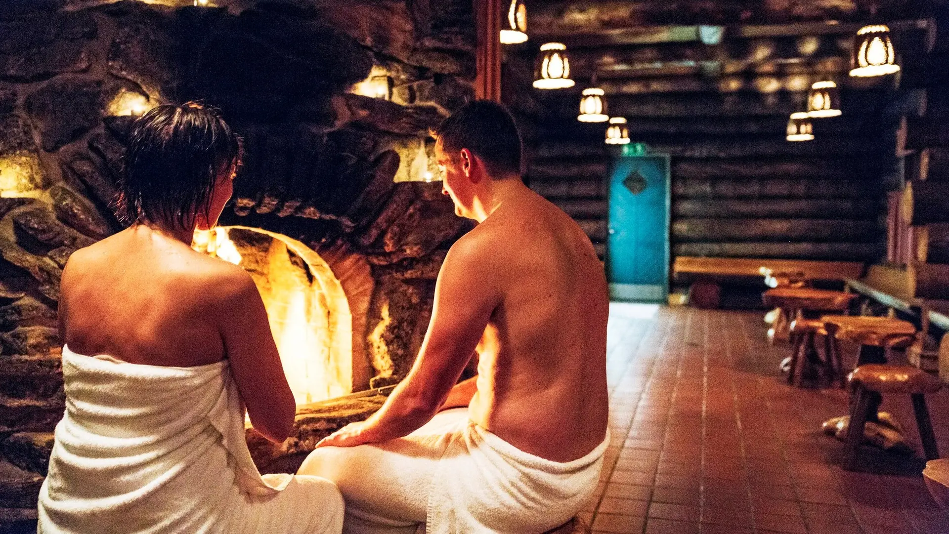 Hotel review Service & Facilities' - Kakslauttanen Arctic Resort - Igloos and Chalets - 15