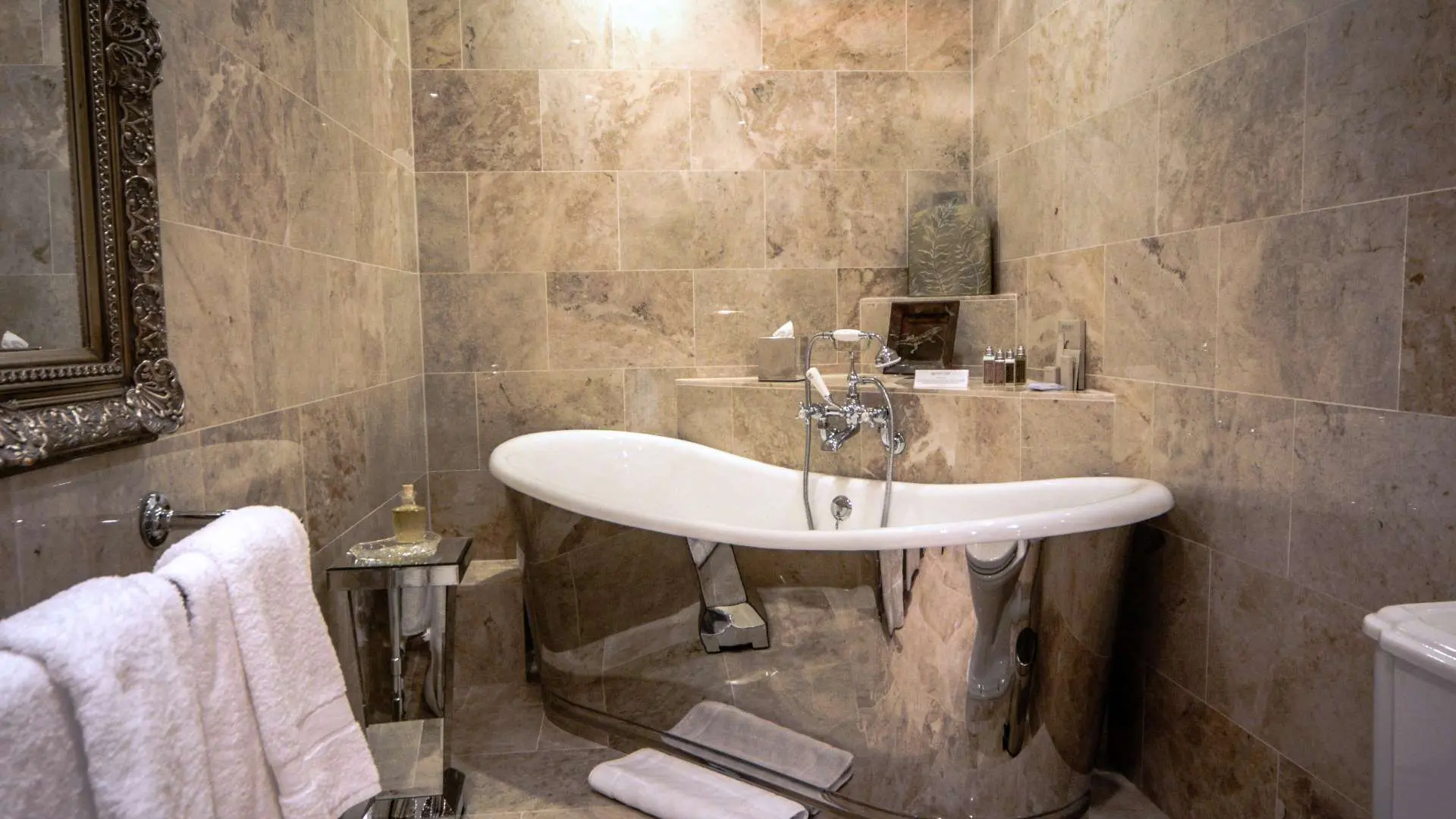 Review of Palé Hall Hotel & Restaurant - 3