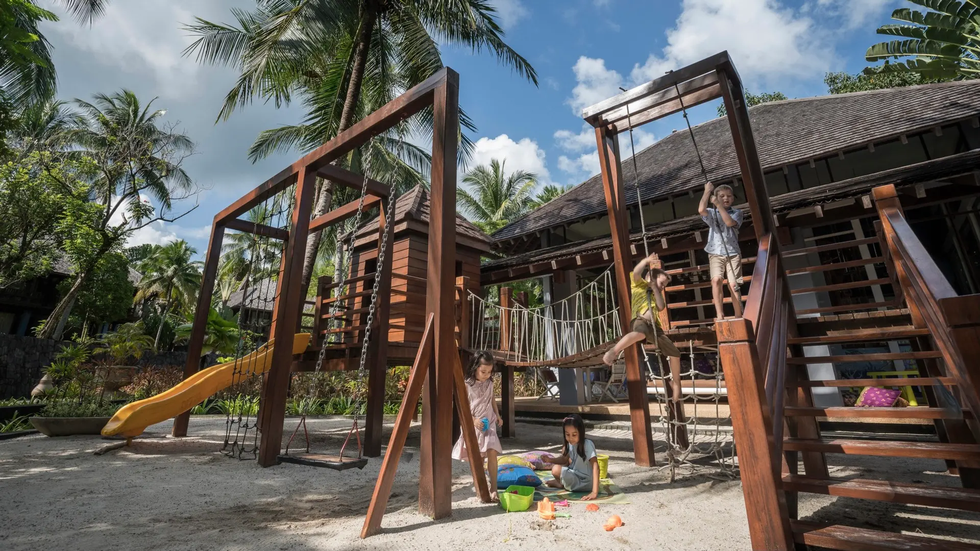 Hotel review Service & Facilities' - Four Seasons Resort Langkawi - 3