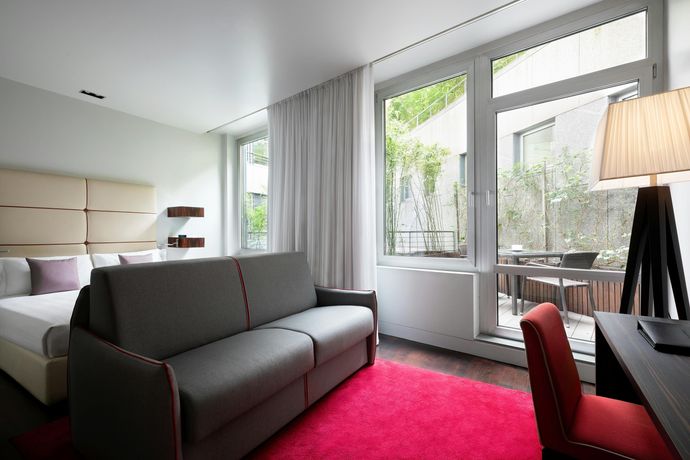 Verified hotel review - Sina The Gray - 19