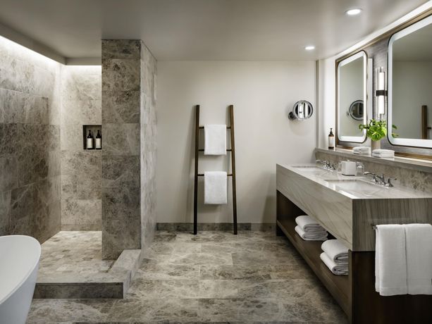 Verified hotel review - Fairmont Kea Lani, Maui - 11