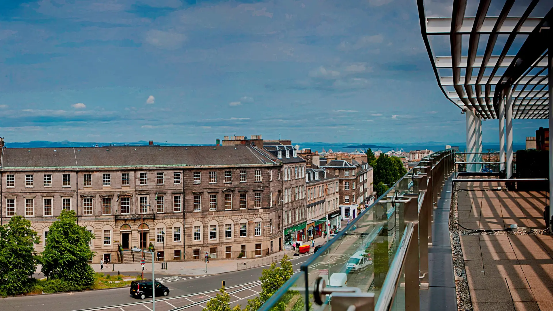 Hotel review Location' - The Glasshouse, Autograph Collection - 3