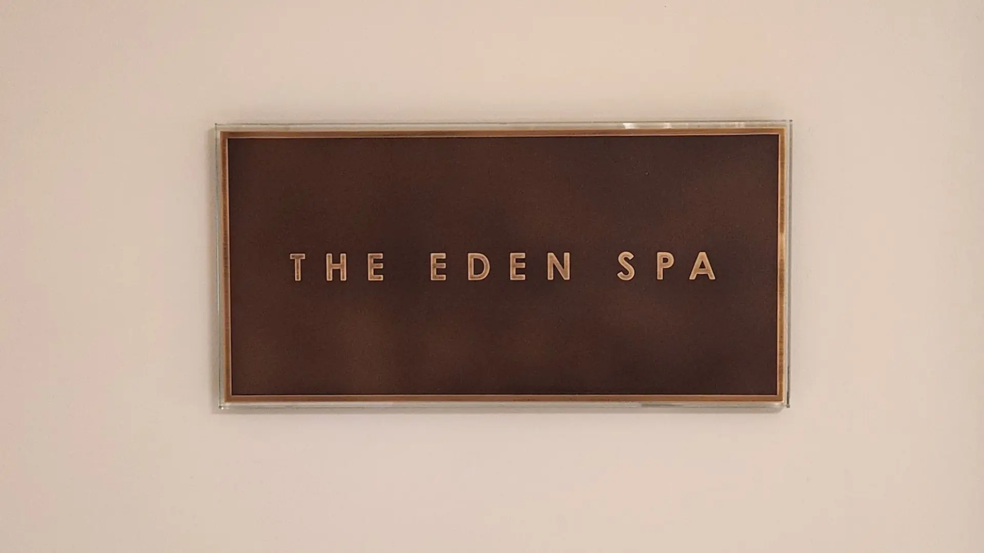 Hotel review Service & Facilities' - Hotel Eden - Dorchester Collection - 0