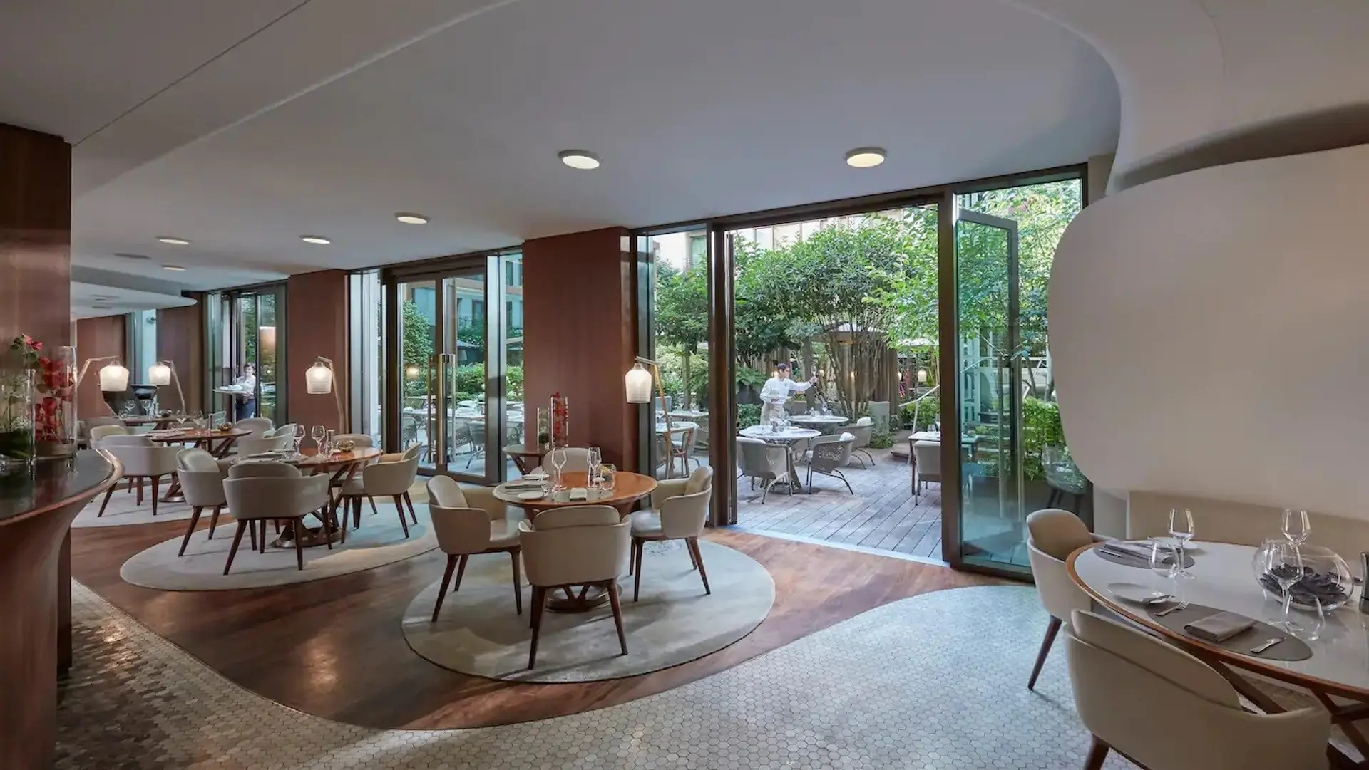 Hotel review Restaurants & Bars' - Mandarin Oriental, Paris - 3