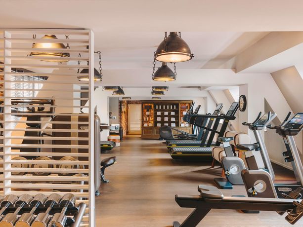 Fairmont Hotel Vier Jahreszeiten - 39