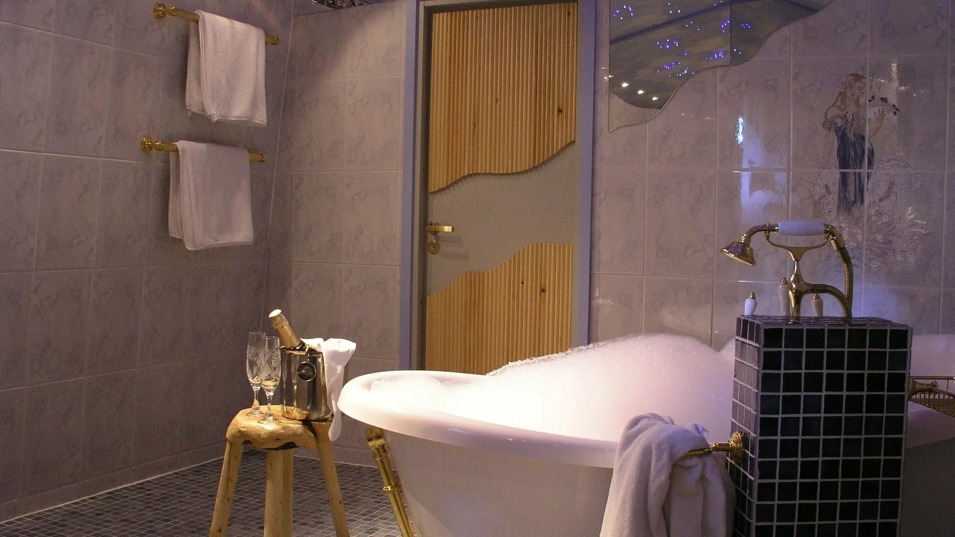 Hotel review Accommodation' - Kakslauttanen Arctic Resort - Igloos and Chalets - 10