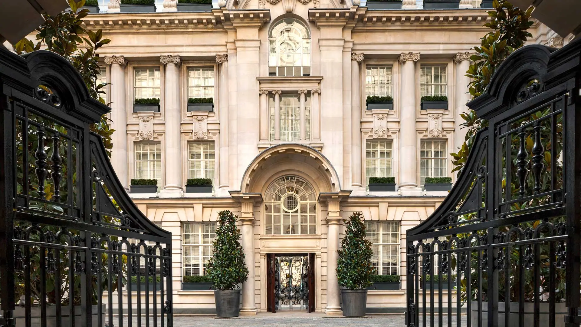 Review of Rosewood London - 7