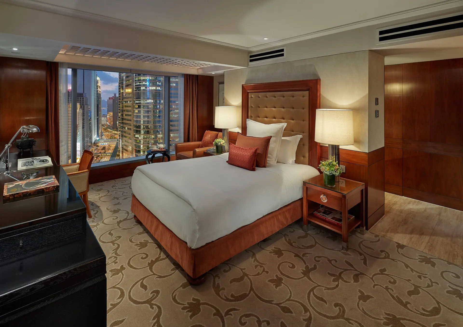 Hotel review Accommodation' - Mandarin Oriental Hong Kong - 2