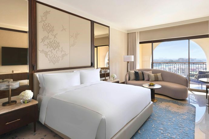 The Ritz-Carlton Abu Dhabi, Grand Canal - 18