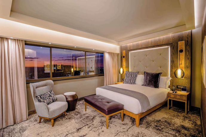 Verified hotel review - Sandton Sun - 6