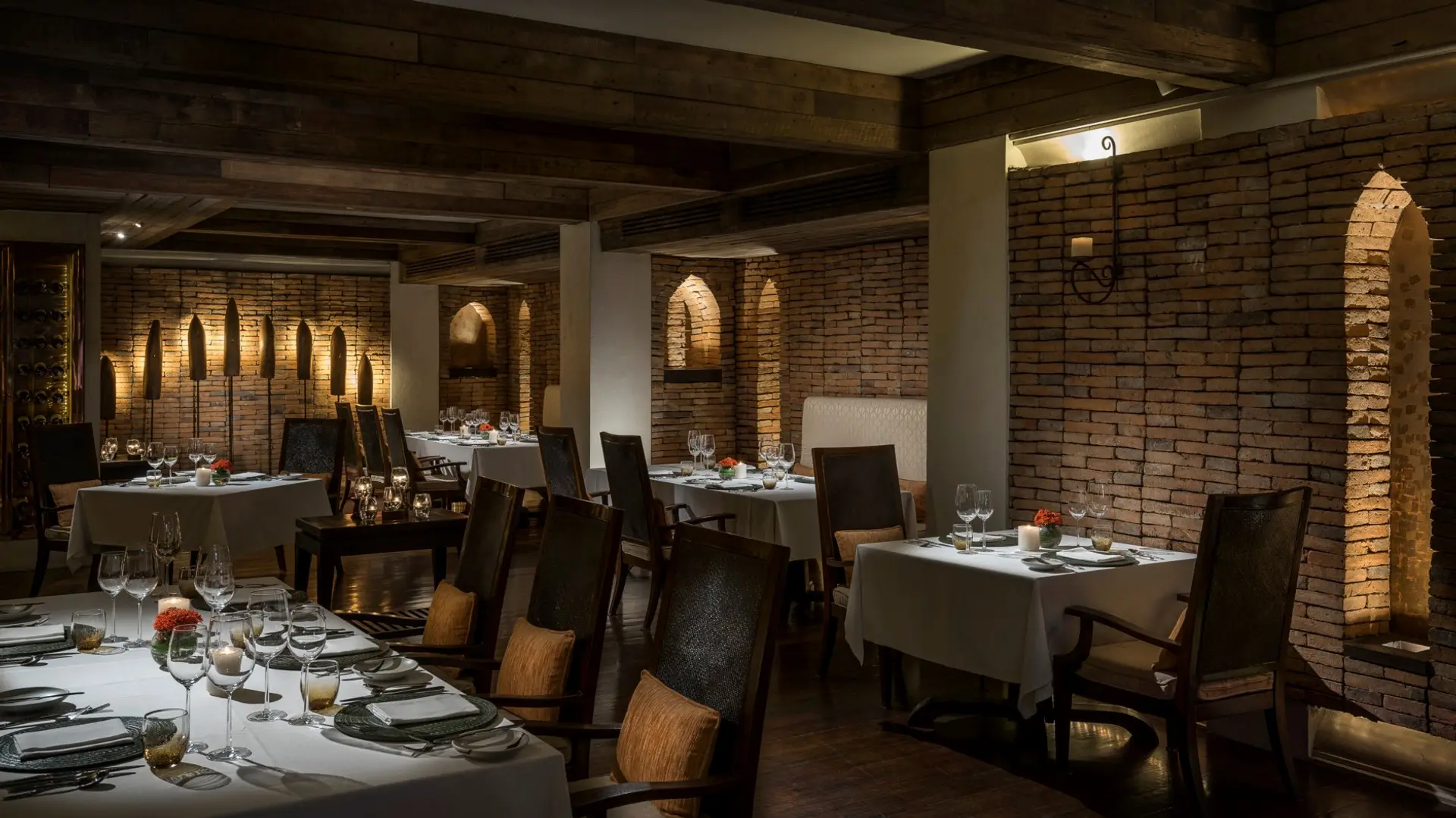 Hotel review Restaurants & Bars' - Anantara Golden Triangle Elephant Camp & Resort - 2